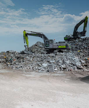 Demolition excavator